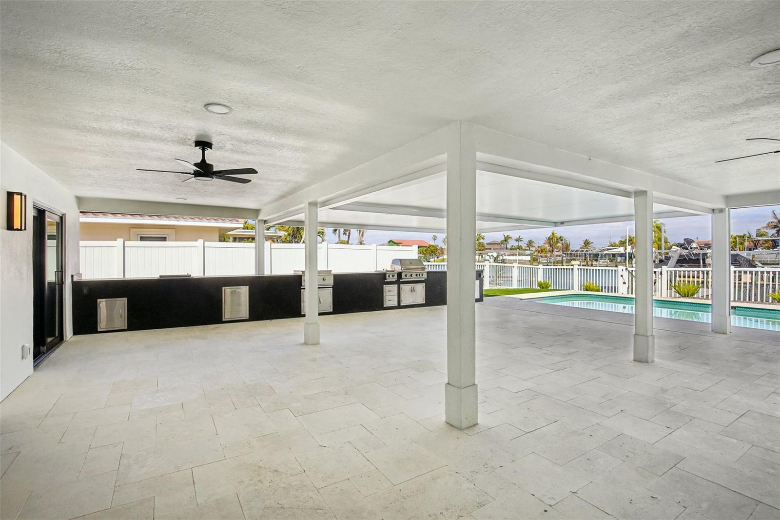 CAPRI ISLE SUB - Residential