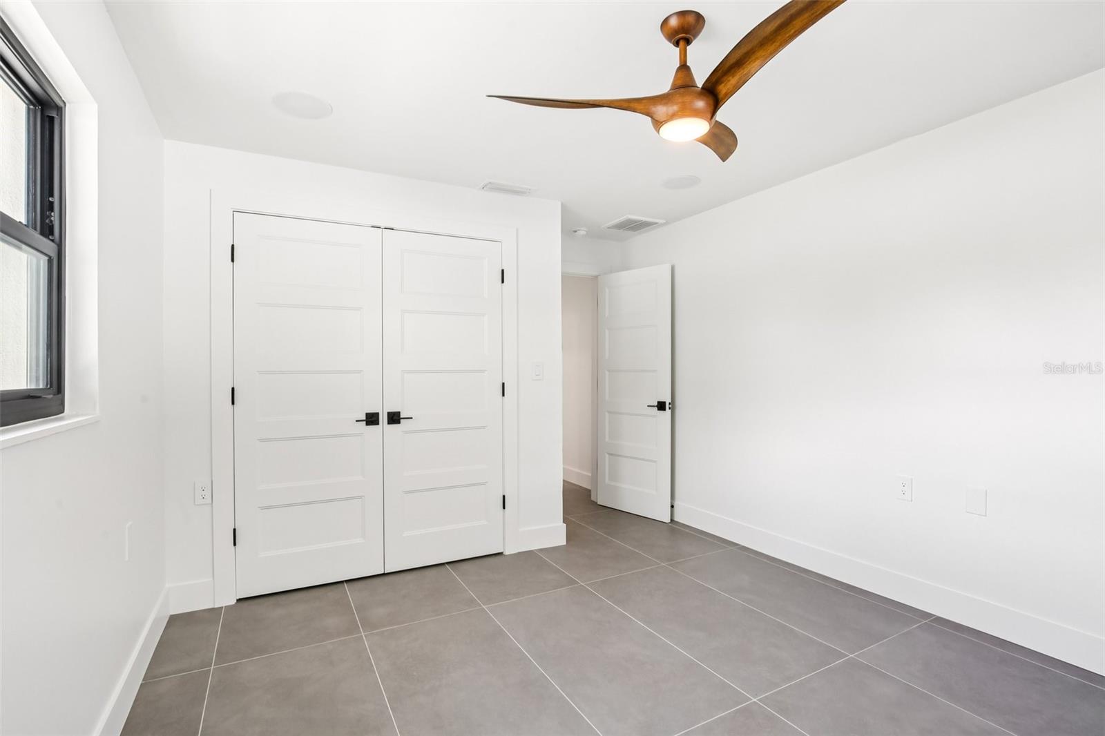 CAPRI ISLE SUB - Residential