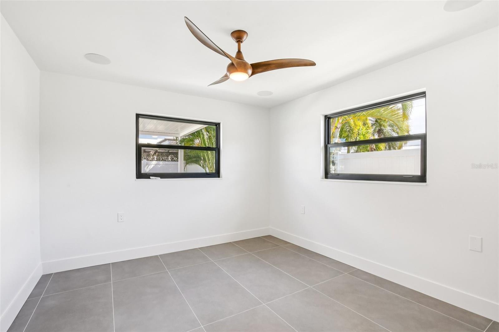 CAPRI ISLE SUB - Residential