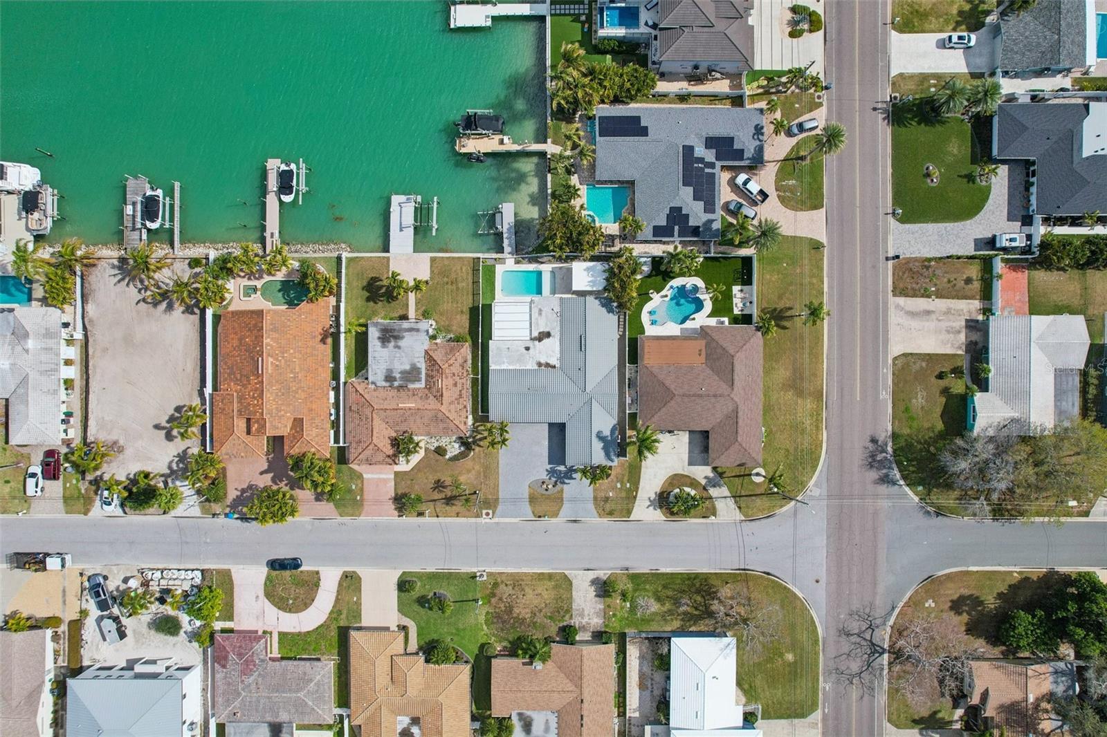 CAPRI ISLE SUB - Residential