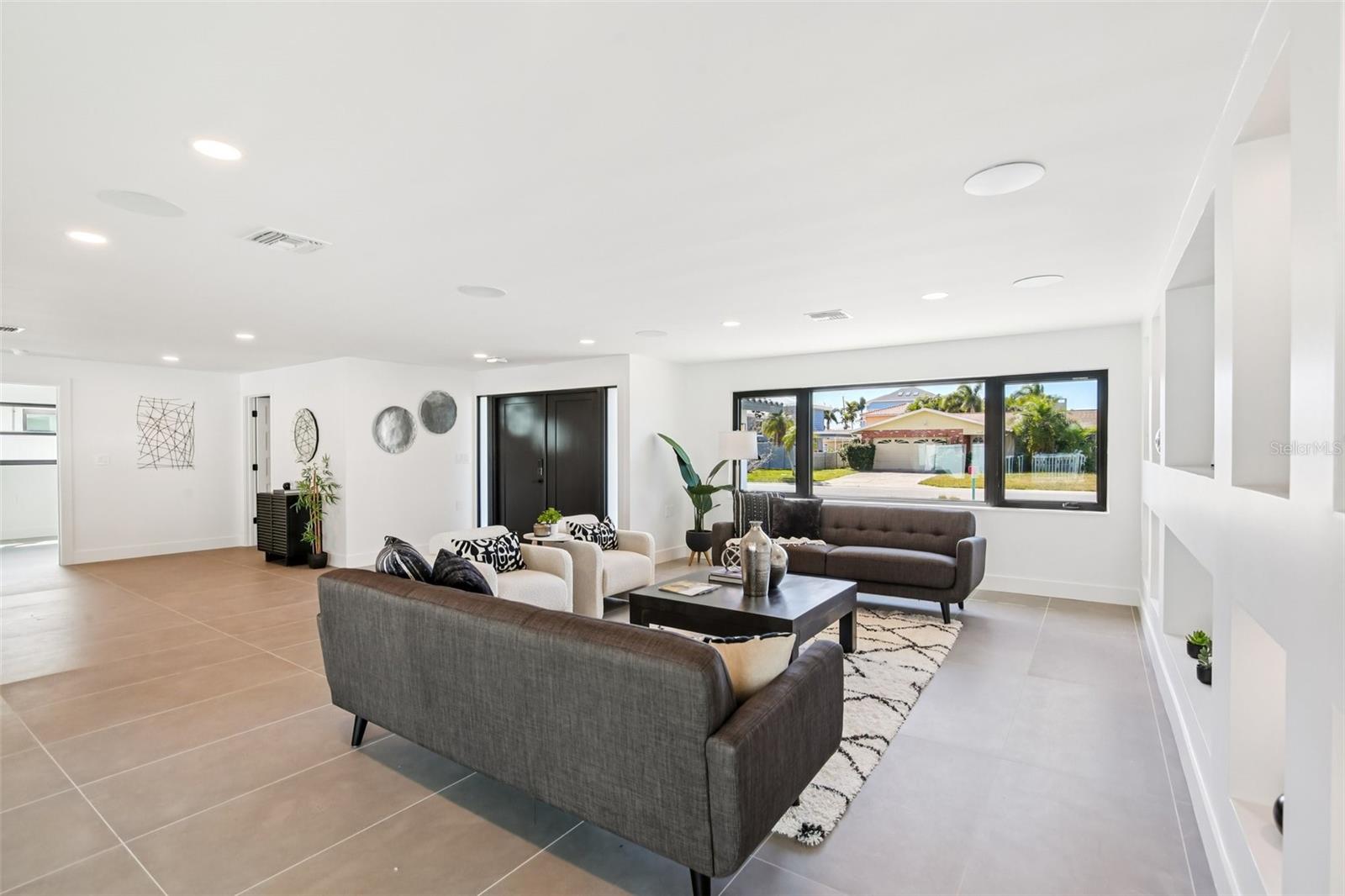 CAPRI ISLE SUB - Residential