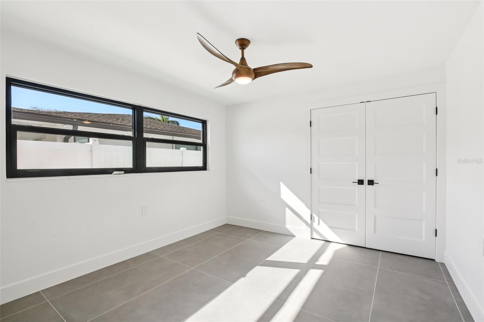 CAPRI ISLE SUB - Residential