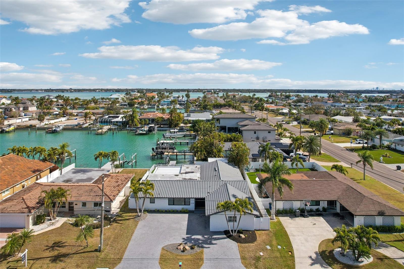 CAPRI ISLE SUB - Residential