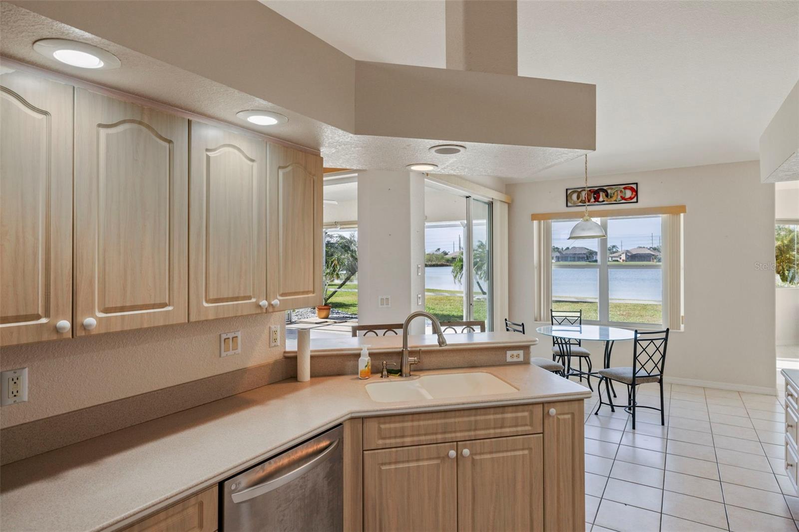 LAKE PEMBROKE SUB - Residential