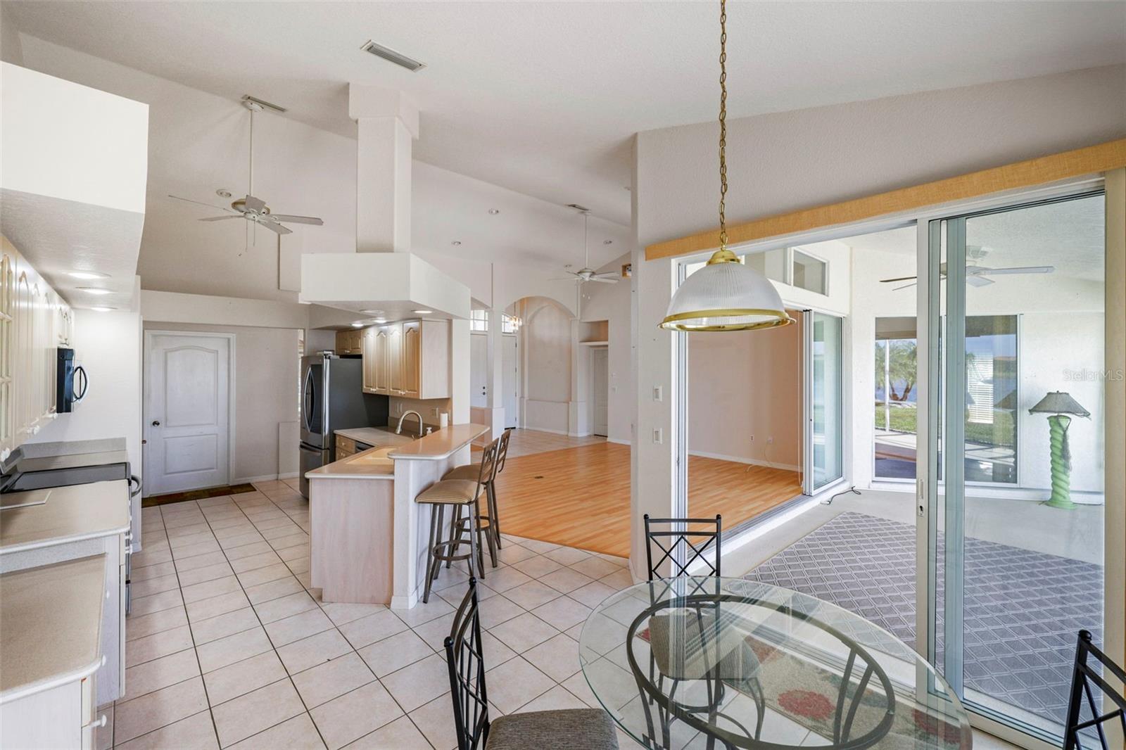 LAKE PEMBROKE SUB - Residential