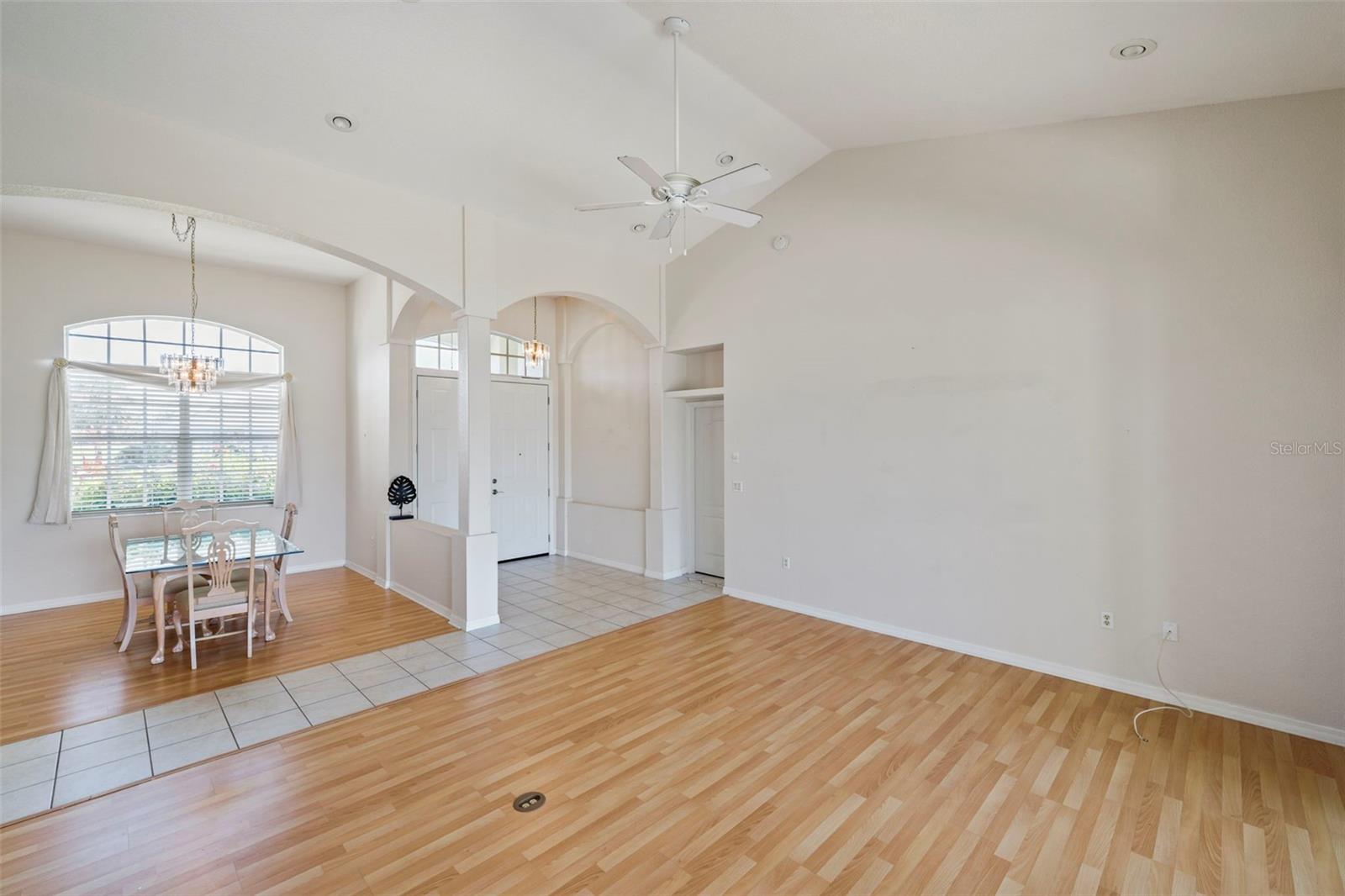 LAKE PEMBROKE SUB - Residential