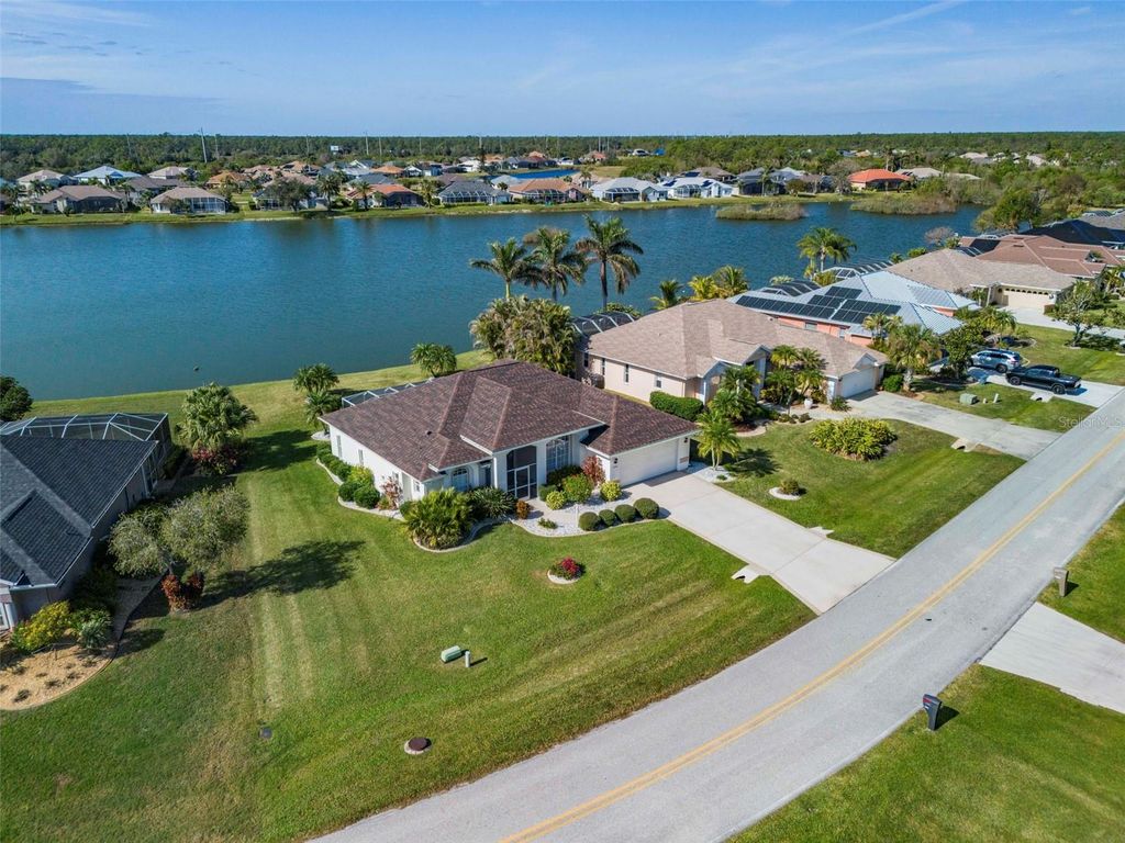 Photo of 12942 SW Kingsway Circle, Lake Suzy, FL 34269 (MLS # C7523213)