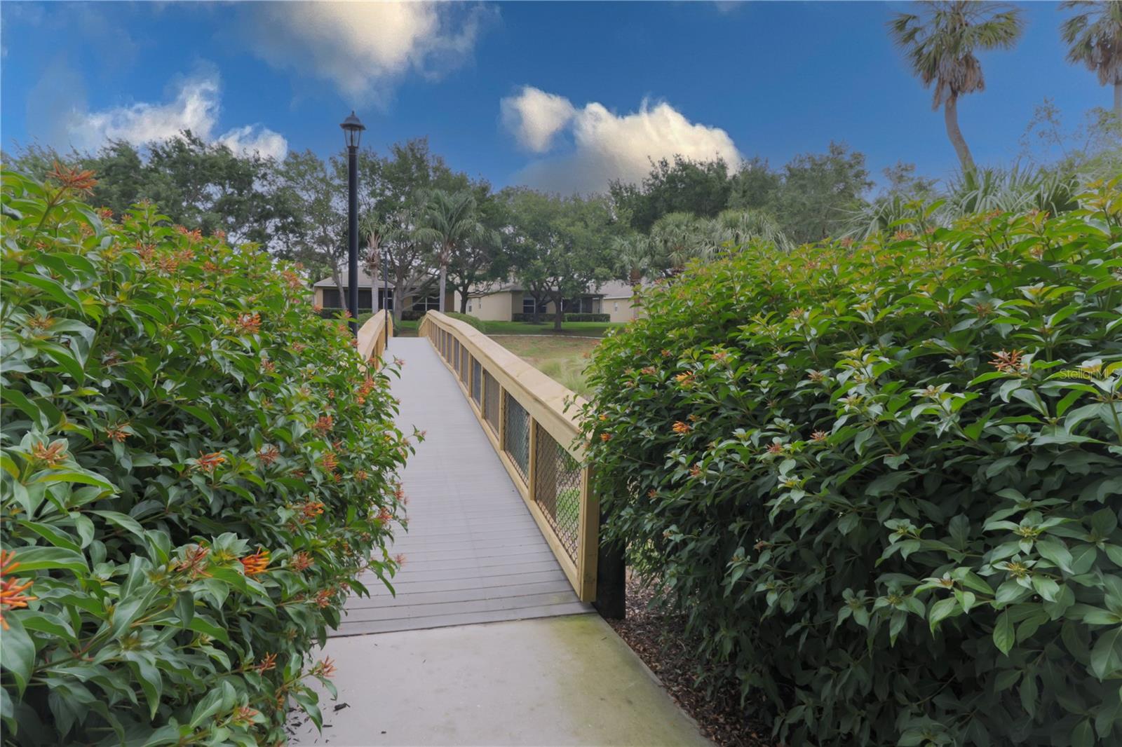 PALMA SOLA TRACE - Residential