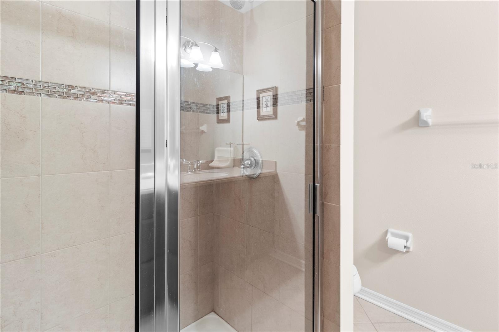 PALMA SOLA TRACE - Residential