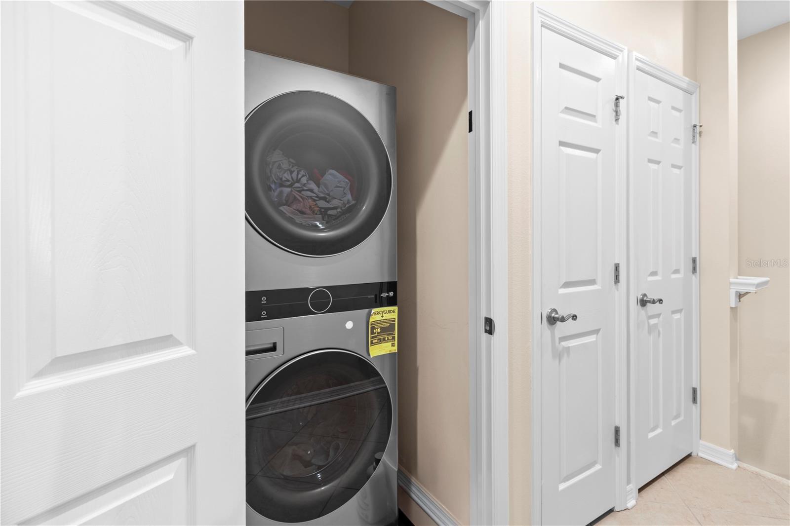 PALMA SOLA TRACE - Residential