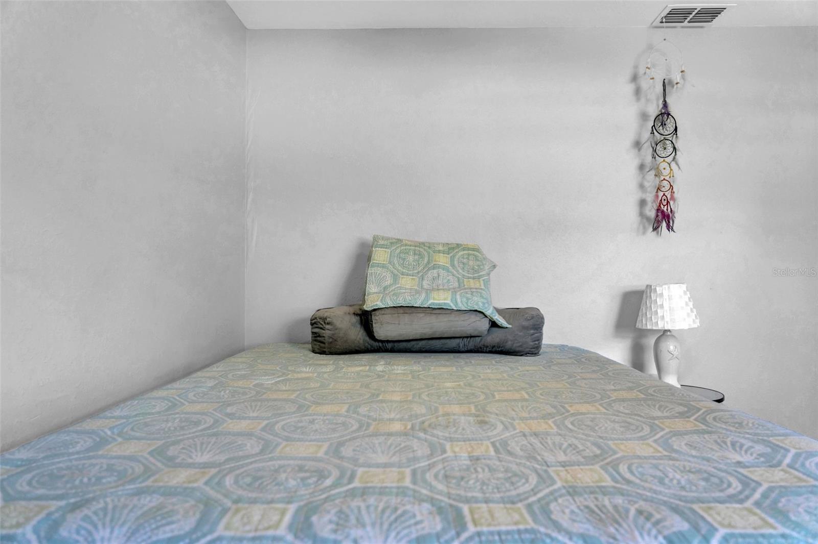 LAKEWOOD VILLAS - Residential