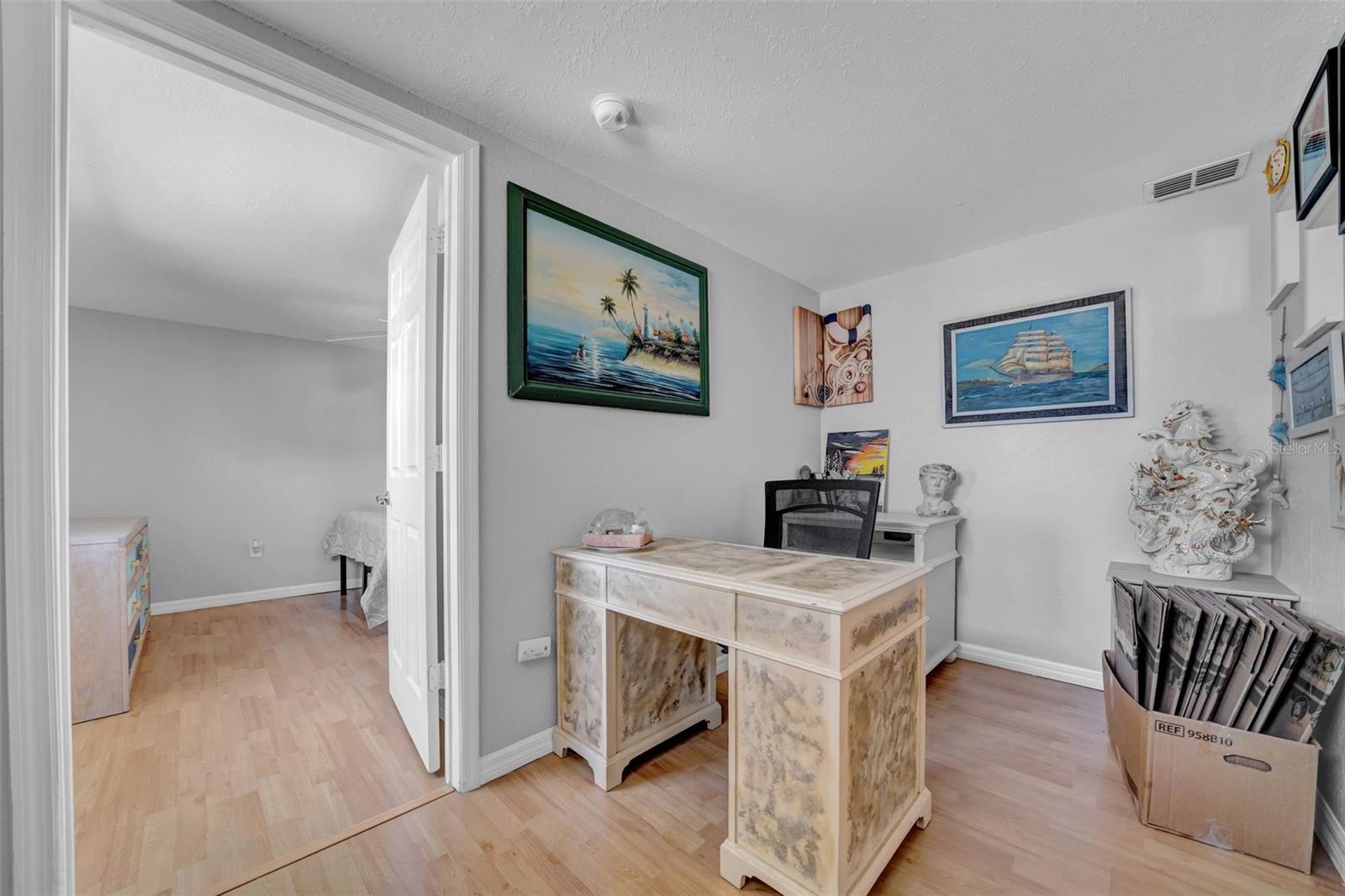 LAKEWOOD VILLAS - Residential