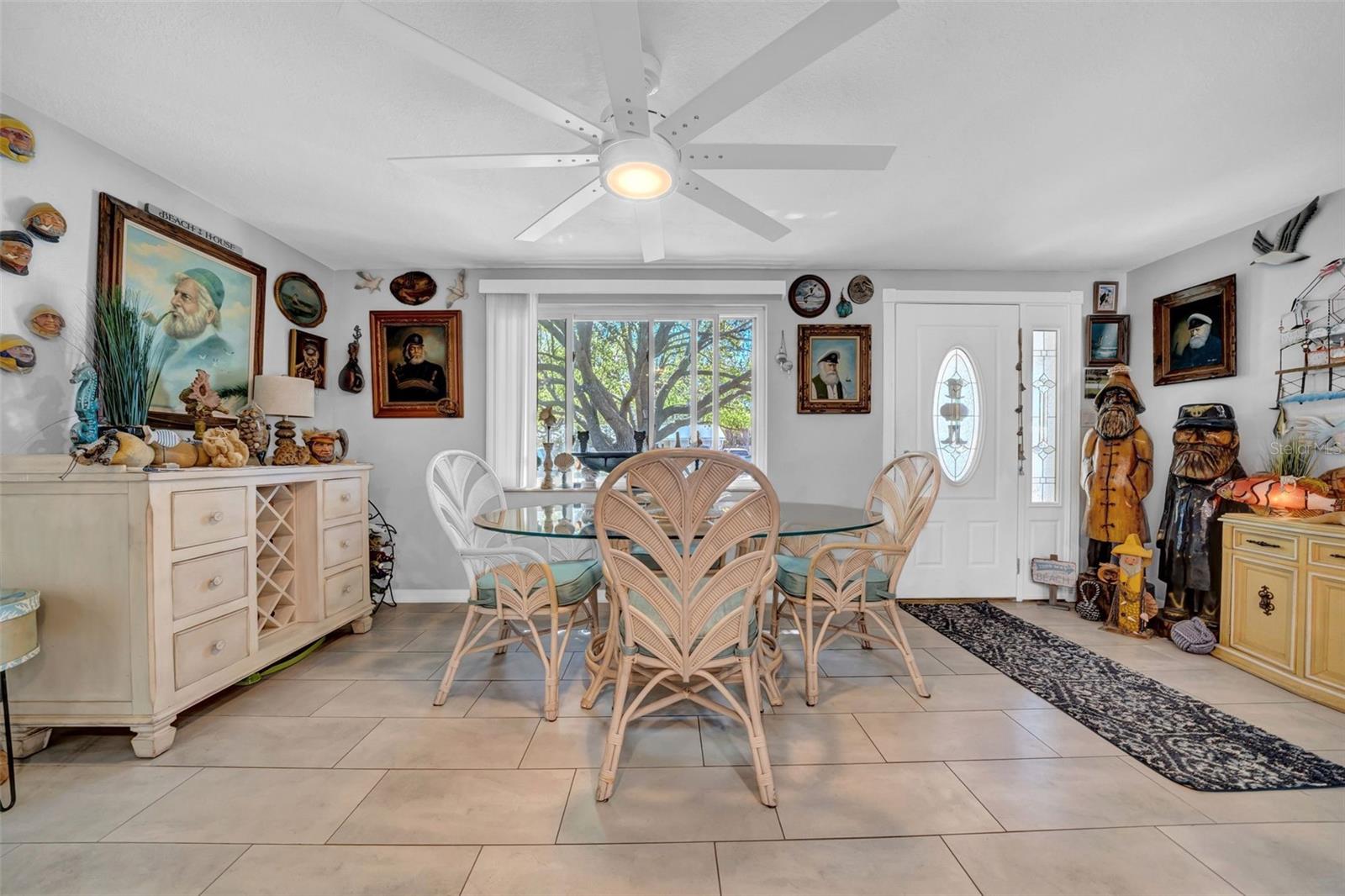 LAKEWOOD VILLAS - Residential