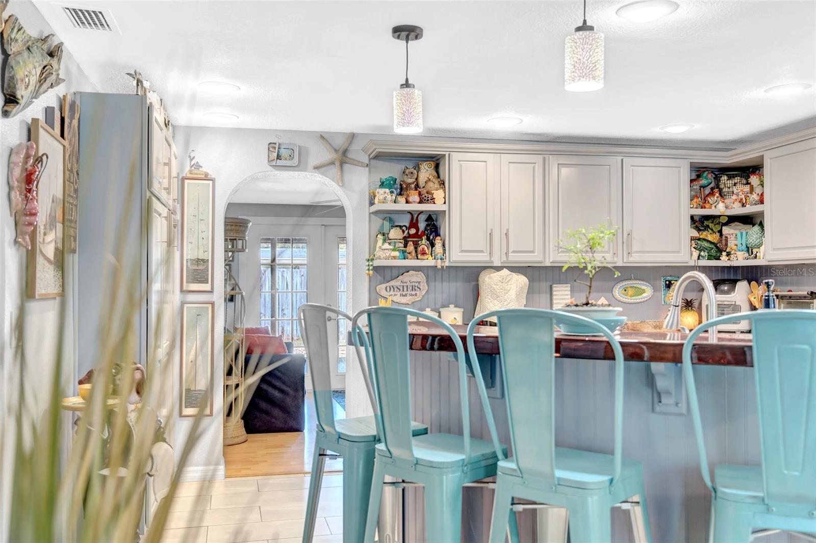 LAKEWOOD VILLAS - Residential