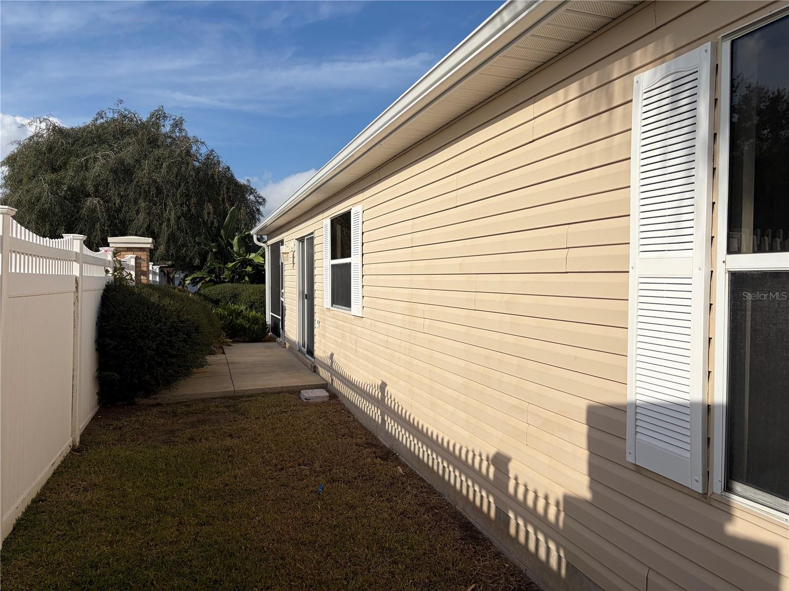 VILLAGES OF SUMTER BROYHILL VILLAS - Residential