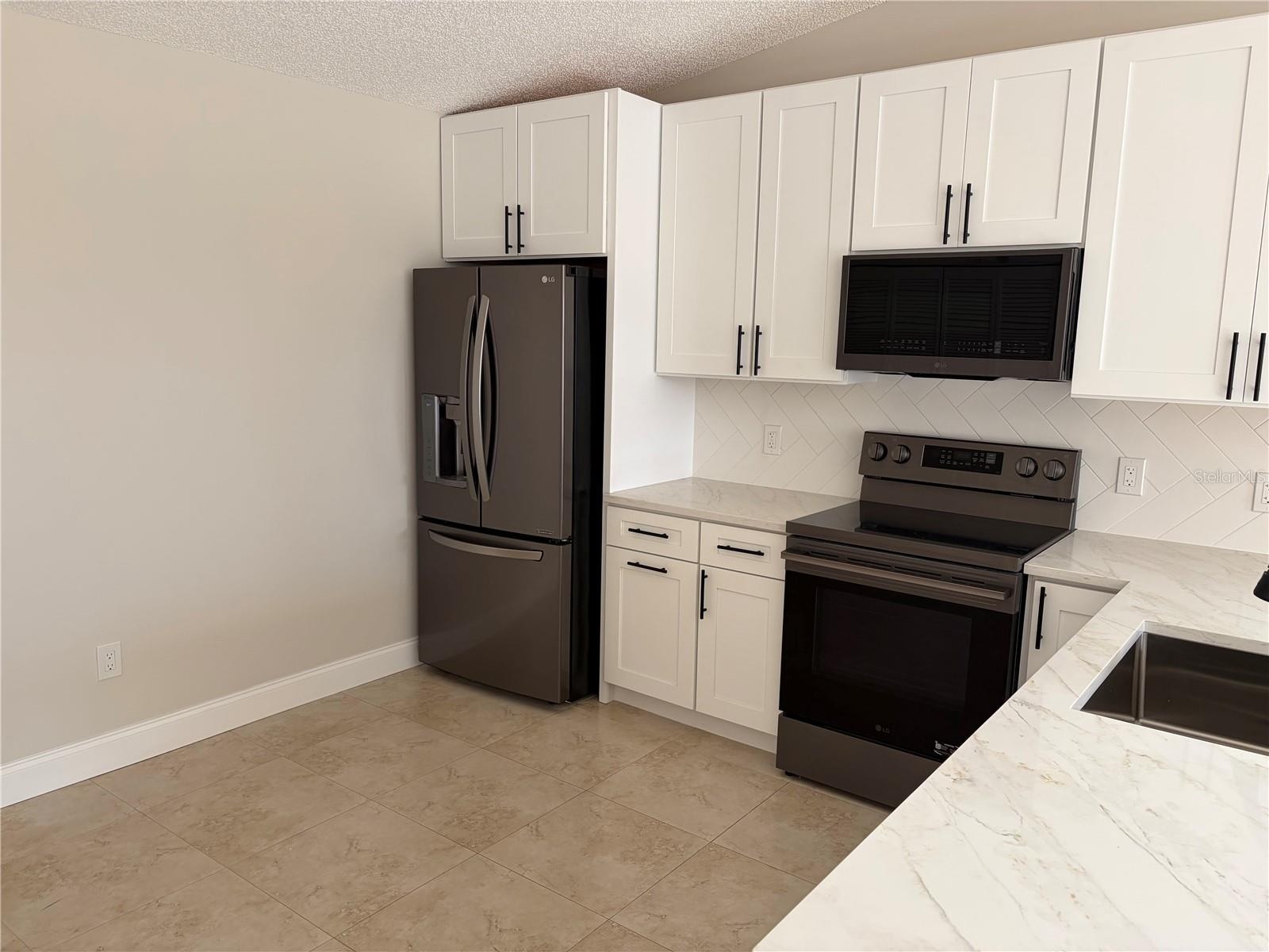 VILLAGES OF SUMTER BROYHILL VILLAS - Residential