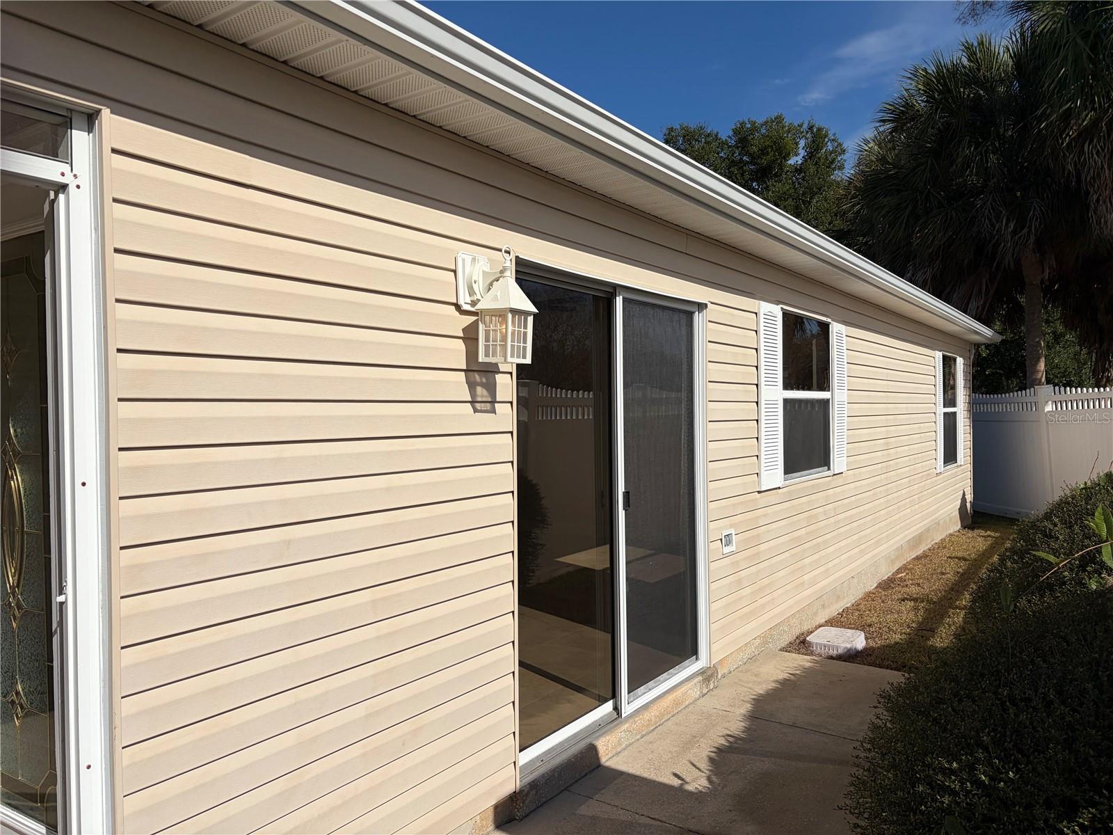 VILLAGES OF SUMTER BROYHILL VILLAS - Residential