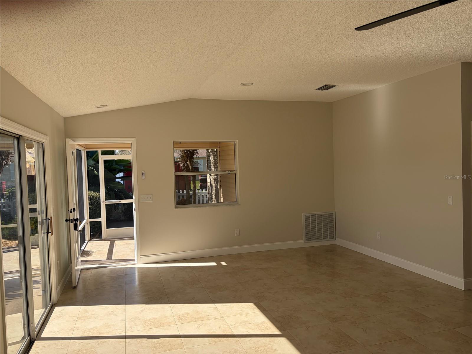 VILLAGES OF SUMTER BROYHILL VILLAS - Residential