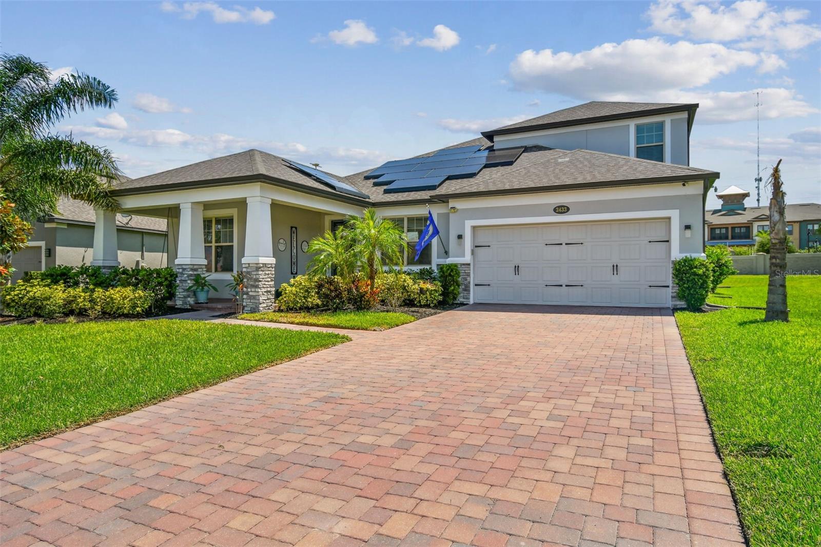 2433 SANTA VISTA LOOP