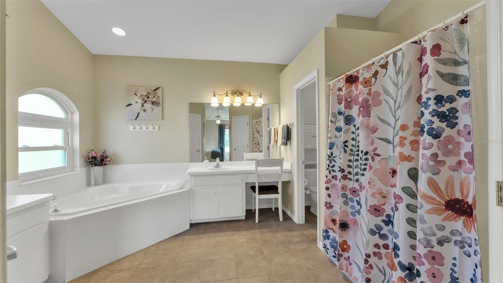 STEEPLECHASE PH 02 - Residential