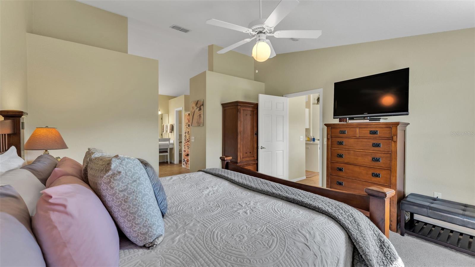 STEEPLECHASE PH 02 - Residential