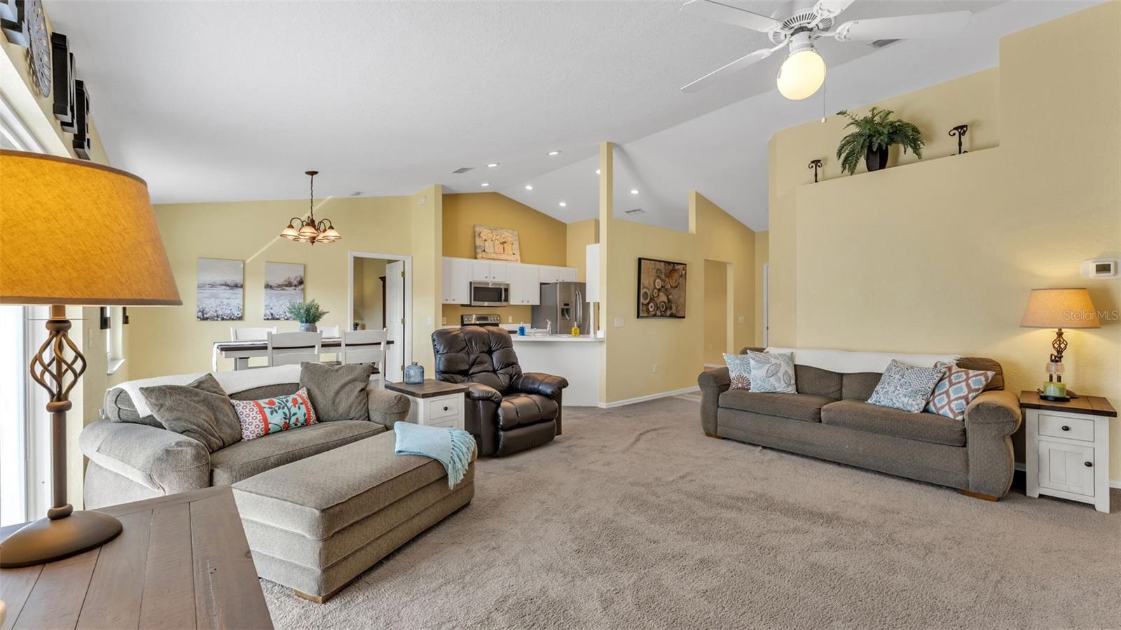 STEEPLECHASE PH 02 - Residential