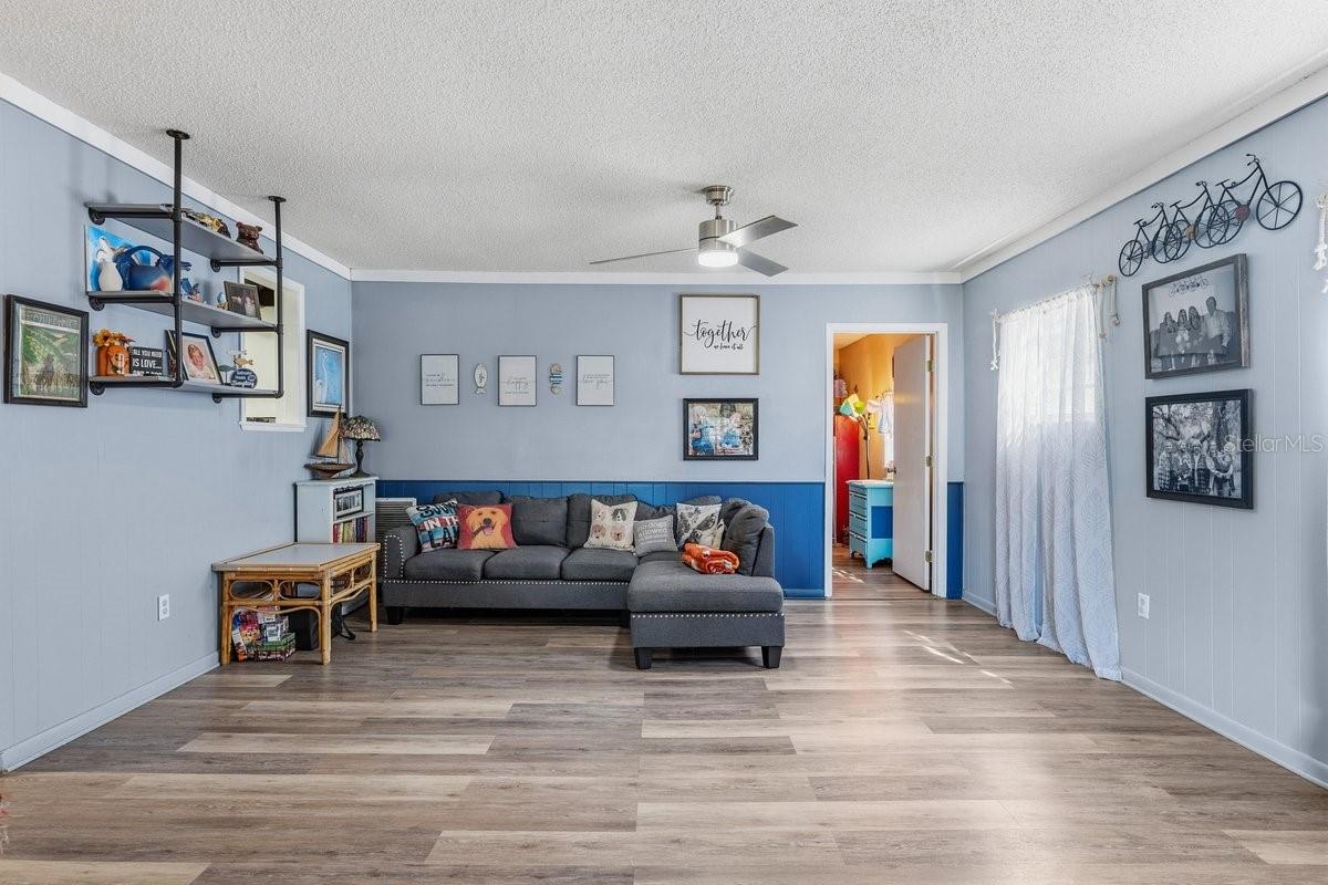 GRANDIN LAKE SHORES SUB - Residential