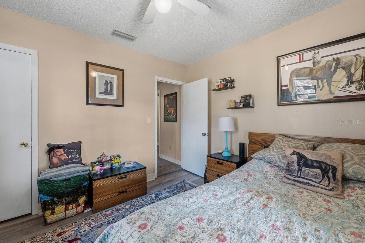 GRANDIN LAKE SHORES SUB - Residential