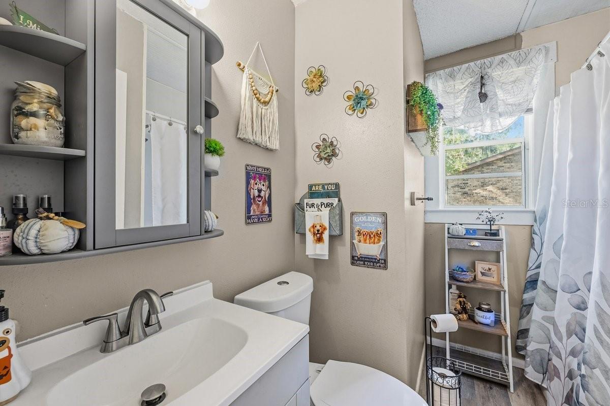 GRANDIN LAKE SHORES SUB - Residential