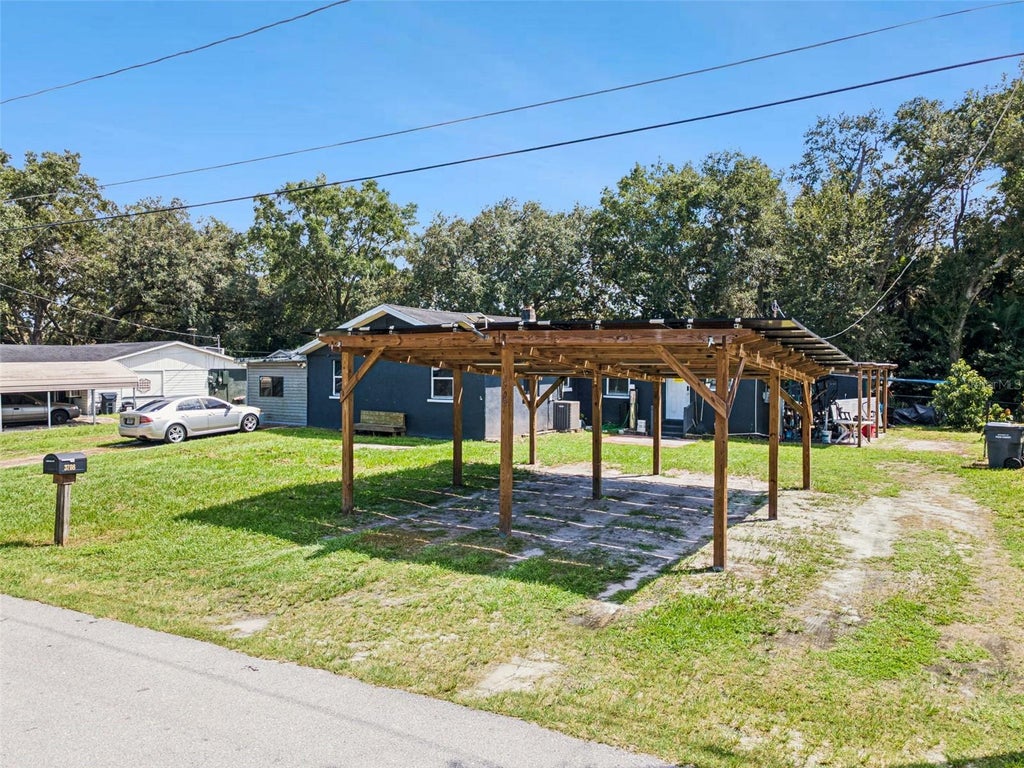 Photo of 3708 Coffman Drive, Winter Haven, FL 33881 (MLS # S5157813)