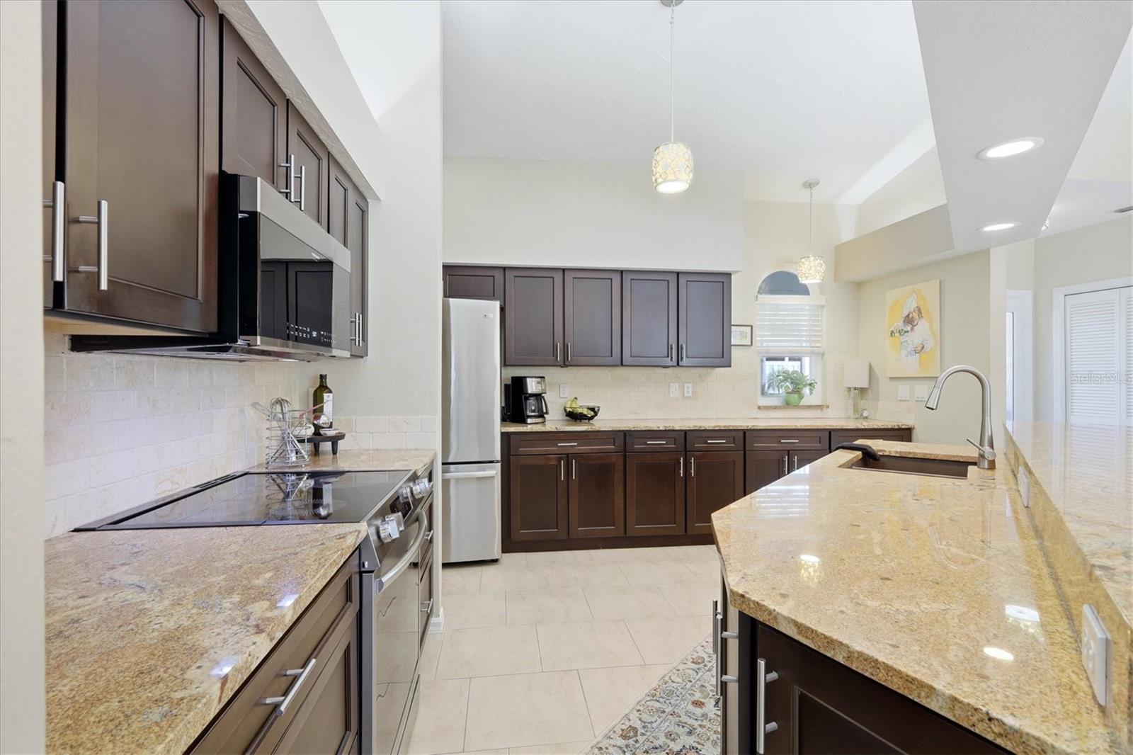 THE MEADOWS - Residential