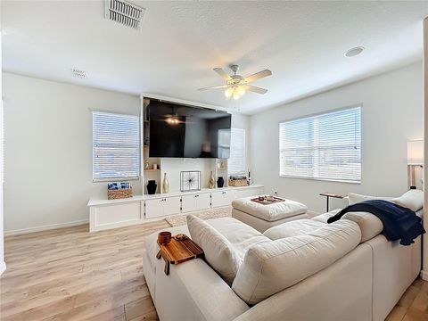 Photo of 3341 Rodrick Circle, Orlando, FL 32824 (MLS # O6380579)