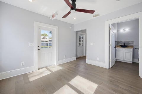 Tiny photo for 527 NE 8th Avenue, Ocala, FL 34470 (MLS # OM725962)