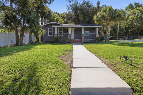 Tiny photo for 527 NE 8th Avenue, Ocala, FL 34470 (MLS # OM725962)