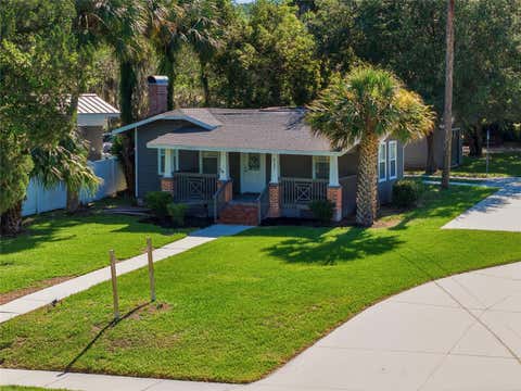 Tiny photo for 527 NE 8th Avenue, Ocala, FL 34470 (MLS # OM725962)
