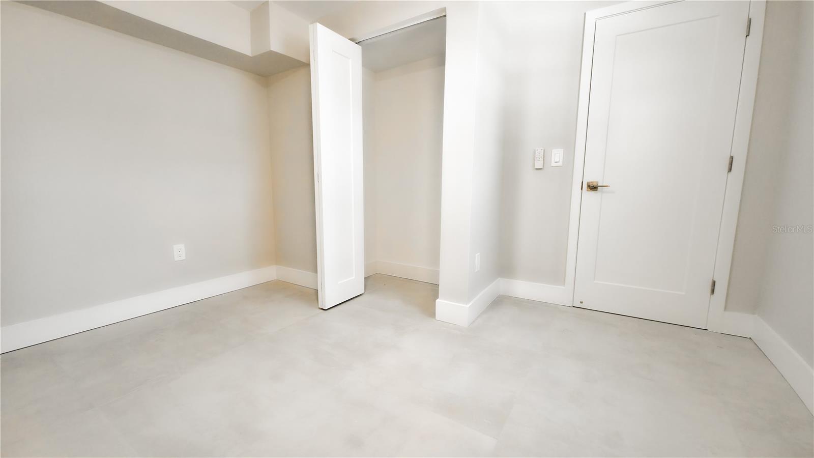 SCOTTS JUNGLEWOOD BCH CLUB - Residential Lease