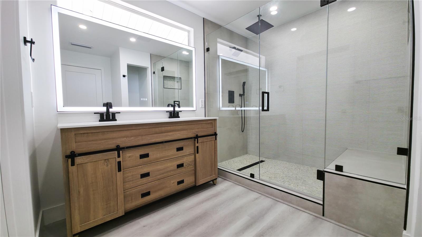 SCOTTS JUNGLEWOOD BCH CLUB - Residential Lease