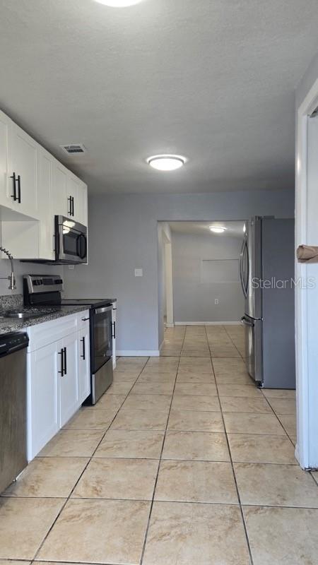 GRANT PARK ADD BLOCKS 36- - Residential Lease