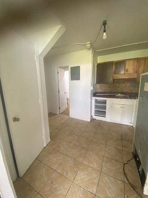 LAKEWOOD PARK - Residential Lease