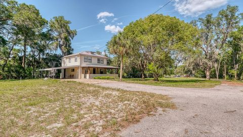 2652 N WOODLAND BOULEVARD DELAND FL 32720
