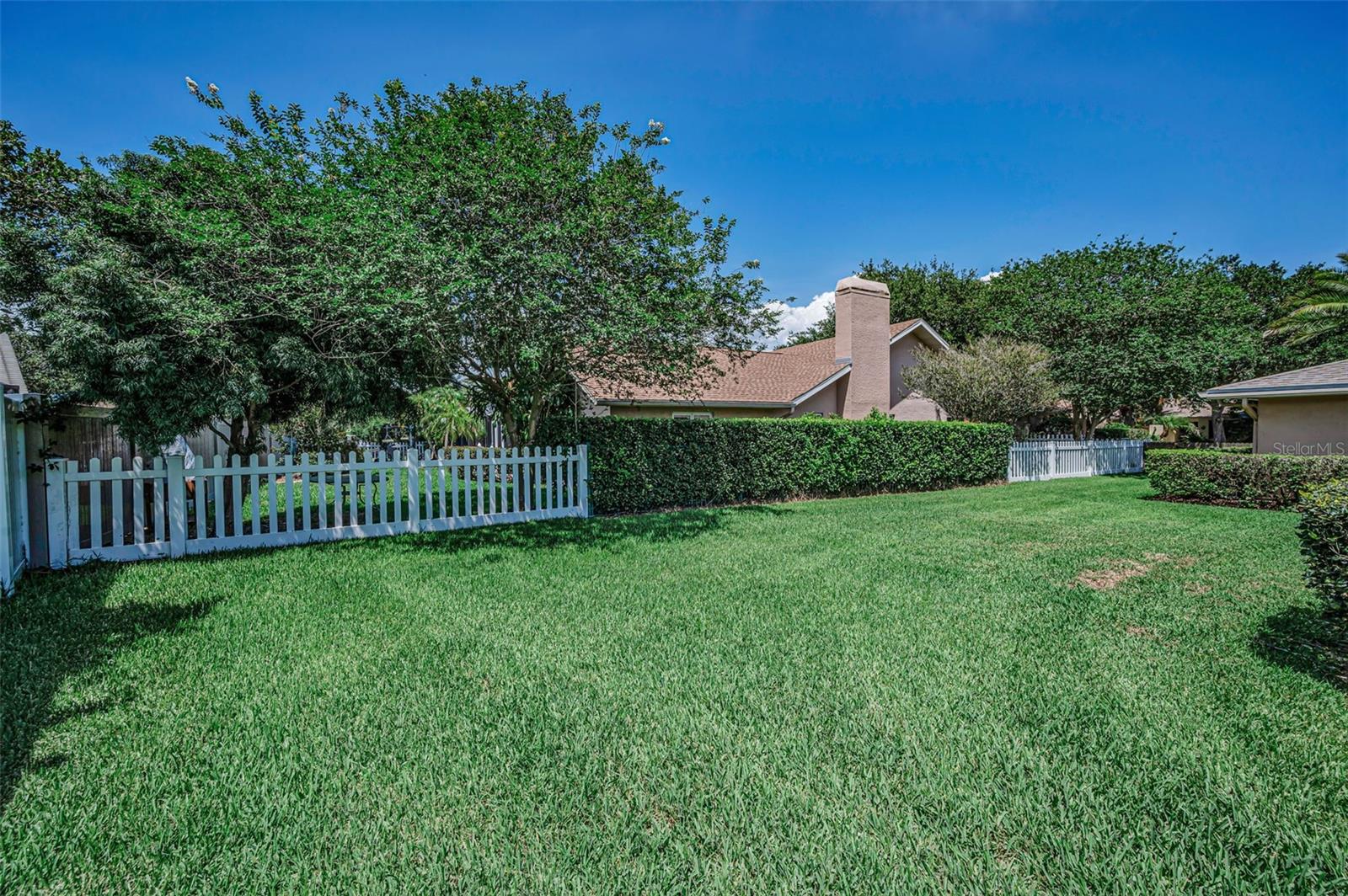 EAST LAKE WOODLANDS - Residential
