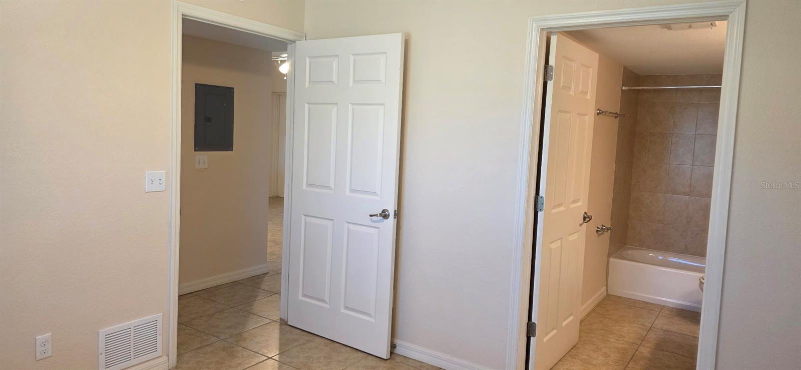 PUNTA GORDA ISLES SEC 23 - Residential Lease