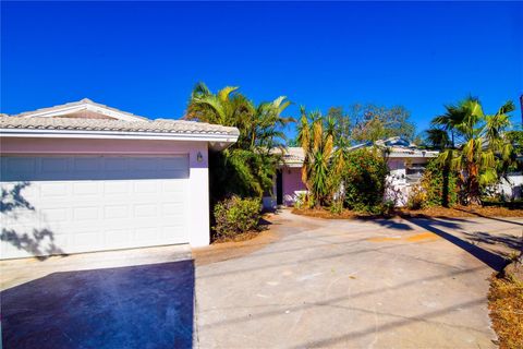 A home in SEMINOLE