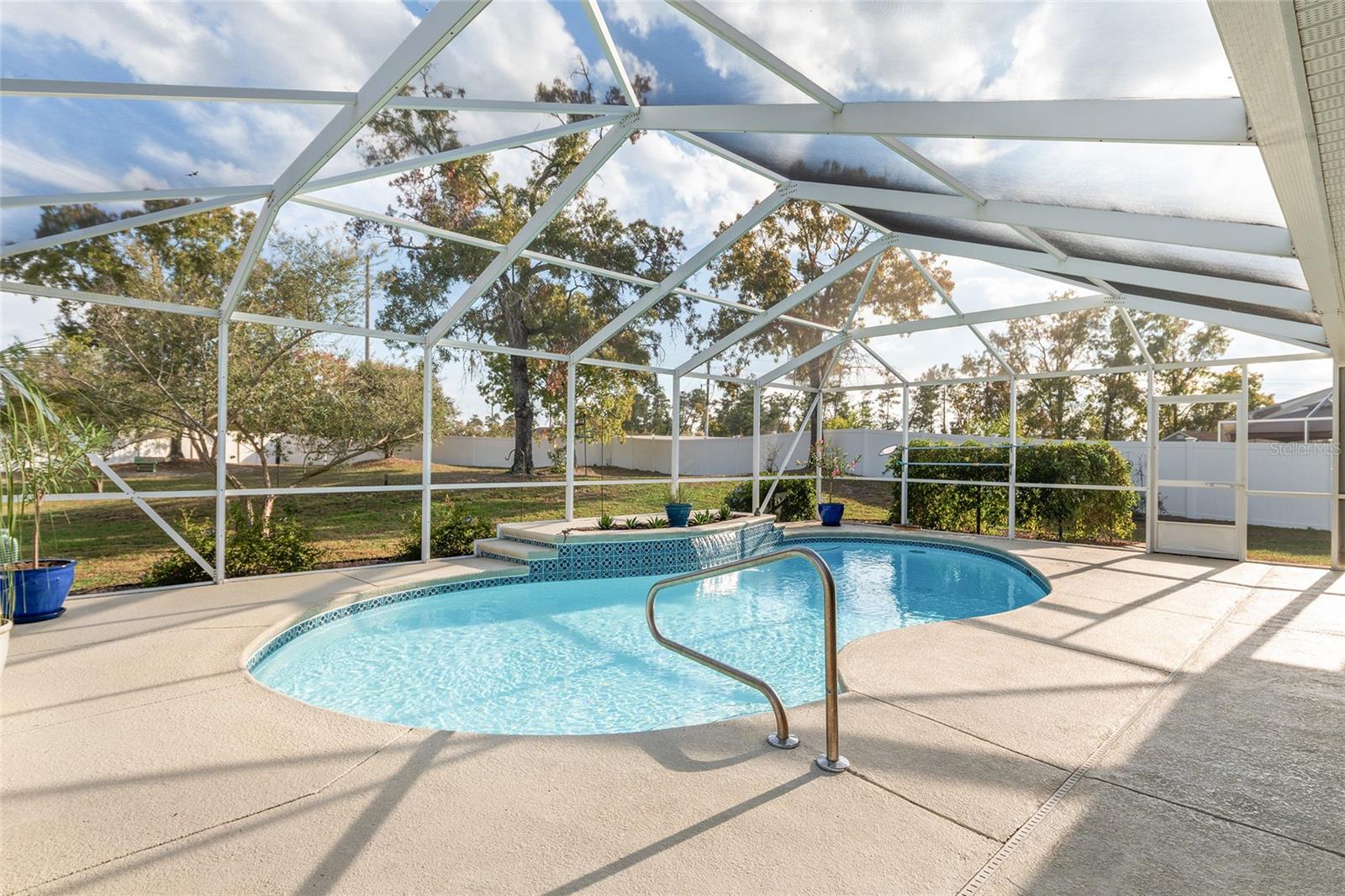 SANDY PINES - Residential