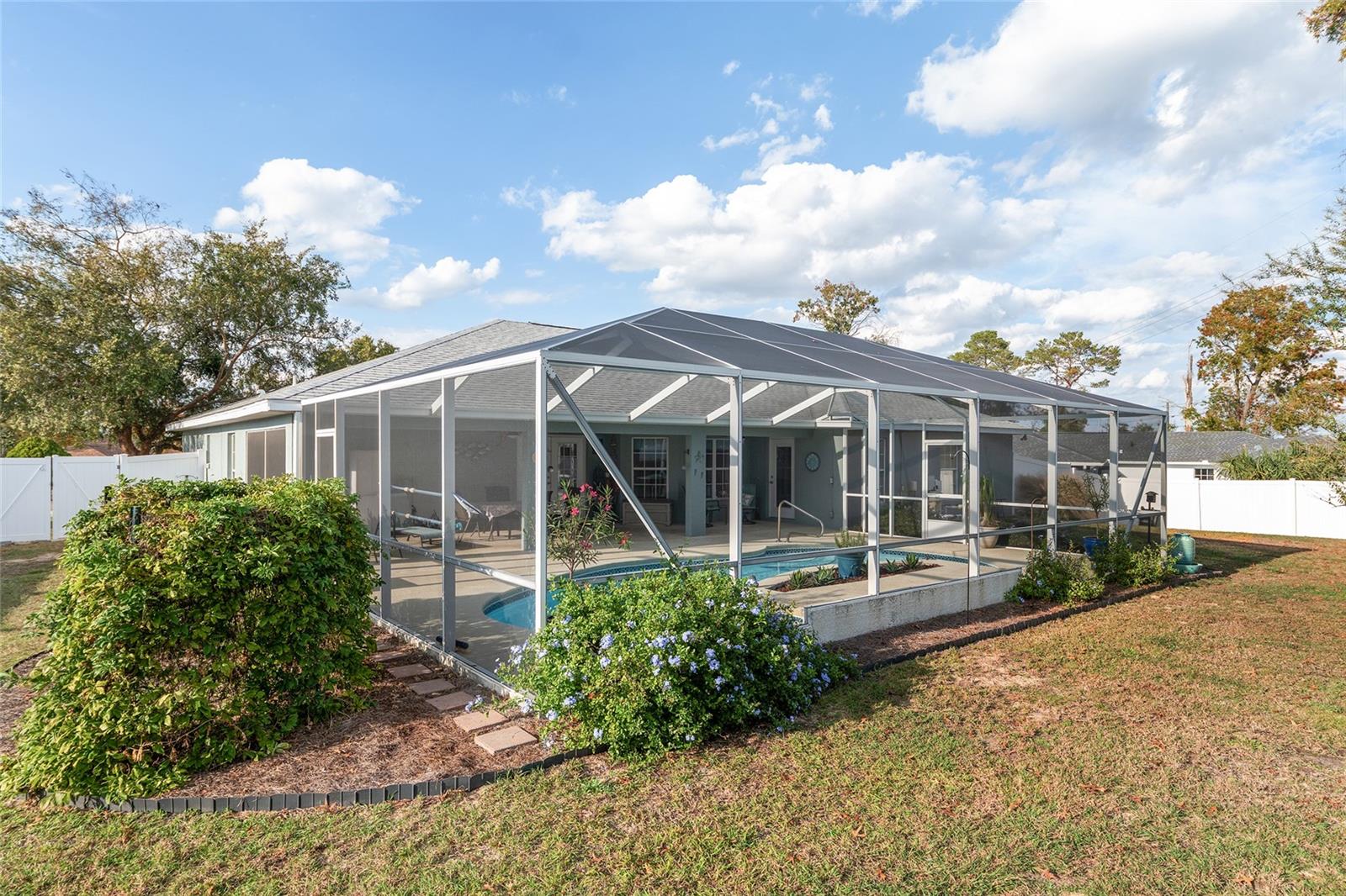 SANDY PINES - Residential