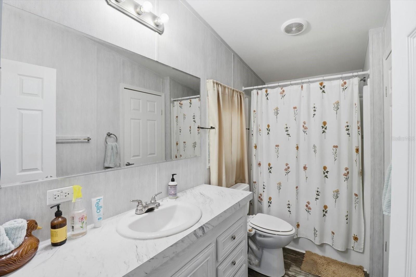 LAKE TROPICANA RANCHETTES UN4 - Residential