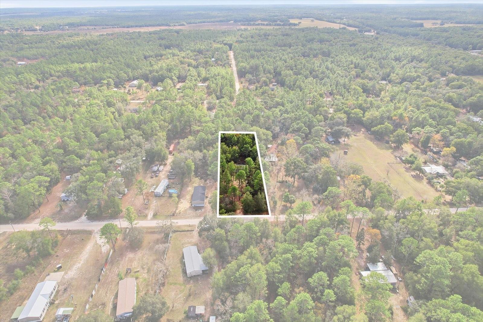 LAKE TROPICANA RANCHETTES UN4 - Residential