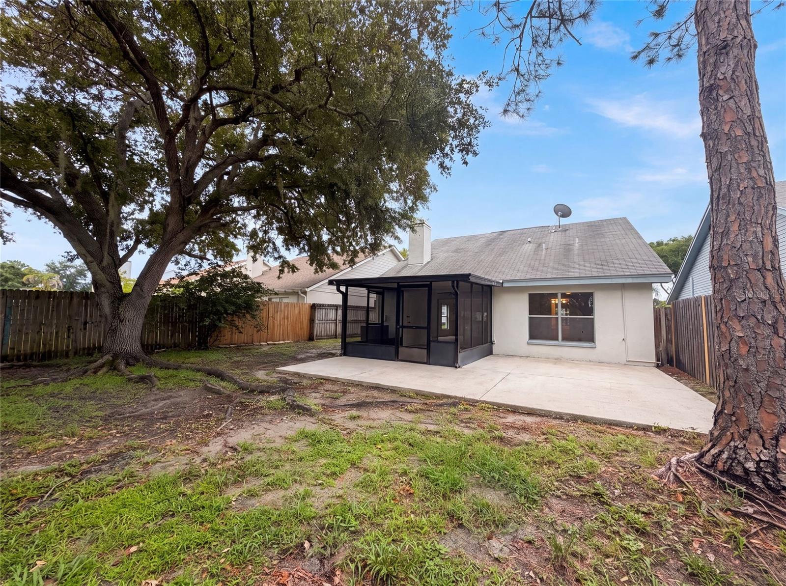 8613 COTTONWAY LANE