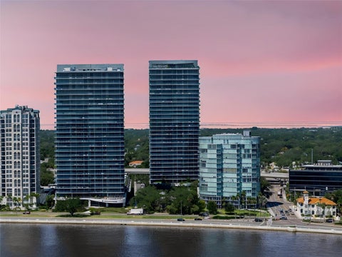 4 beds bed, 4.5 baths bath property at 3015 S Ysabella Avenue 804, Tampa, FL 33629