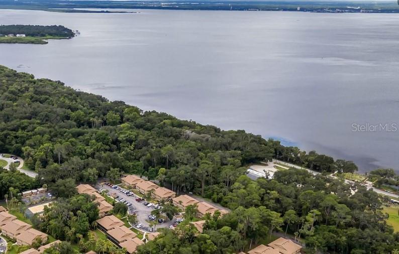 LAKESIDE CONDO APTS - Residential